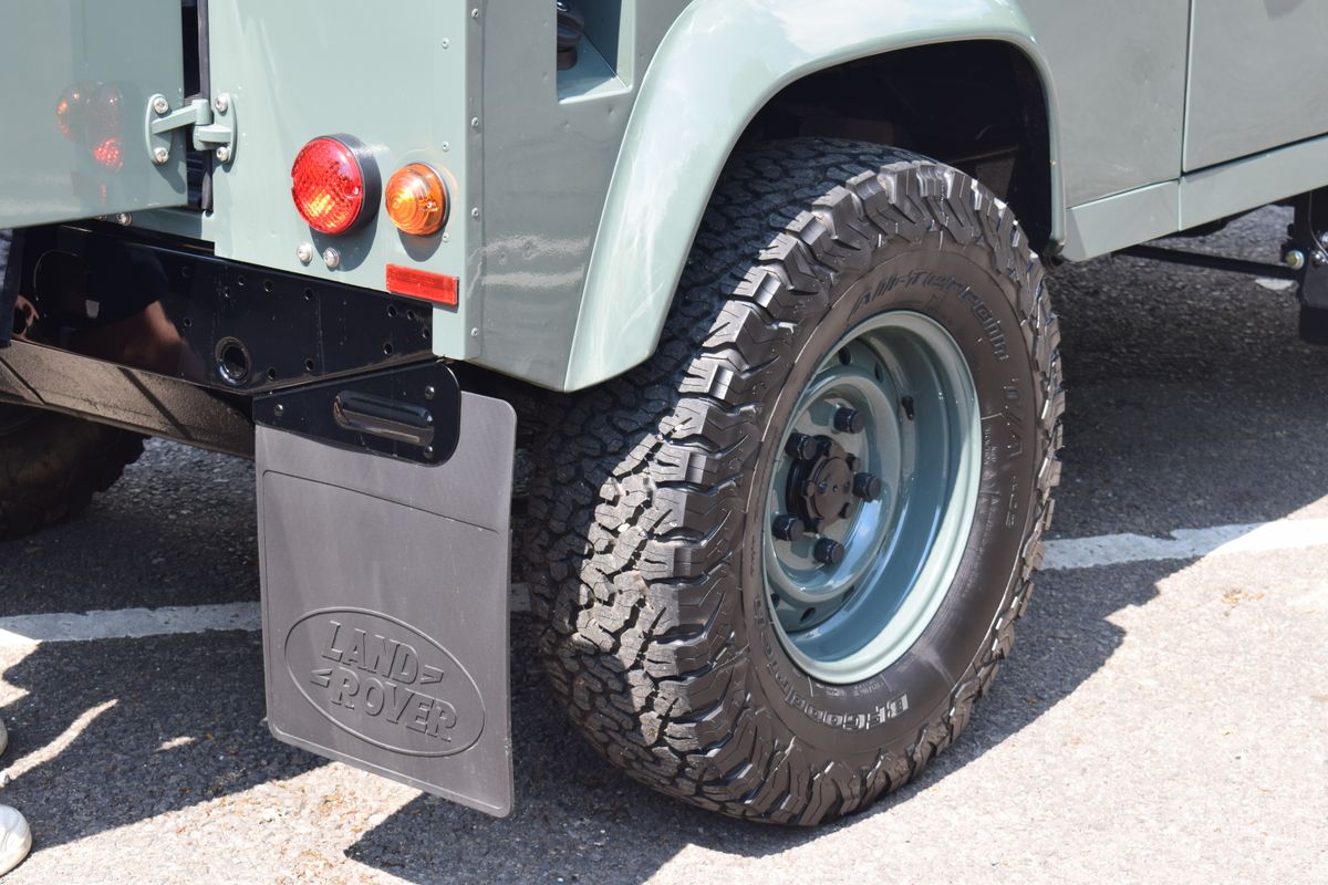 2004 Land Rover Defender 90 Soft Top