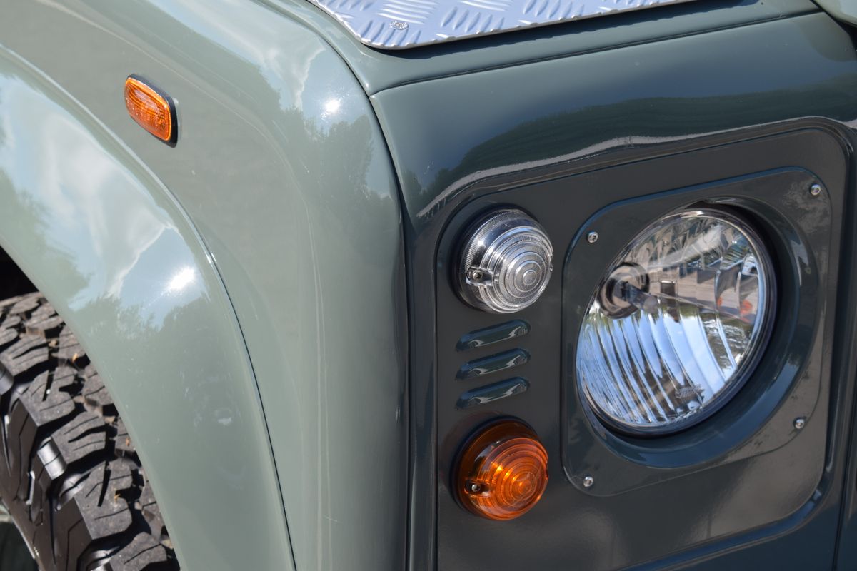 2004 Land Rover Defender 90 Soft Top