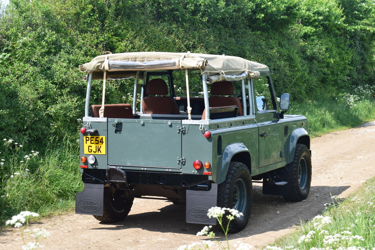 2004 Land Rover Defender 90 Soft Top