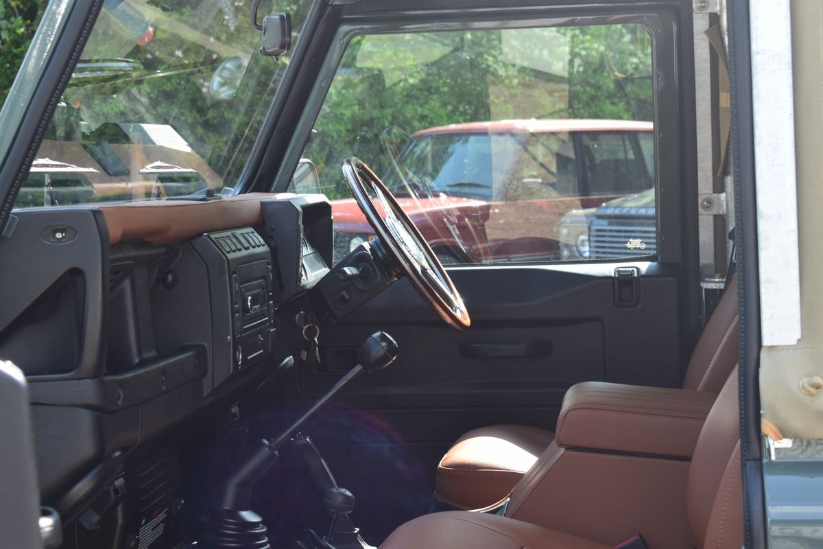 2004 Land Rover Defender 90 Soft Top