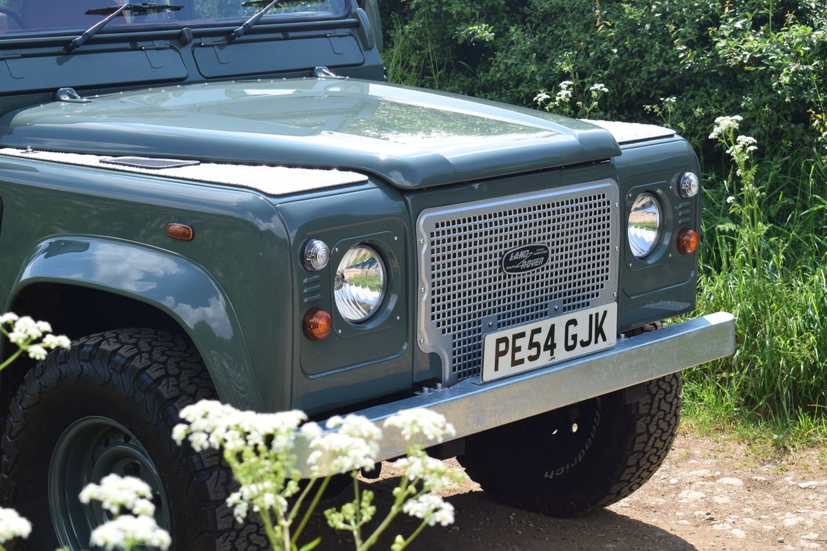 2004 Land Rover Defender 90 Soft Top