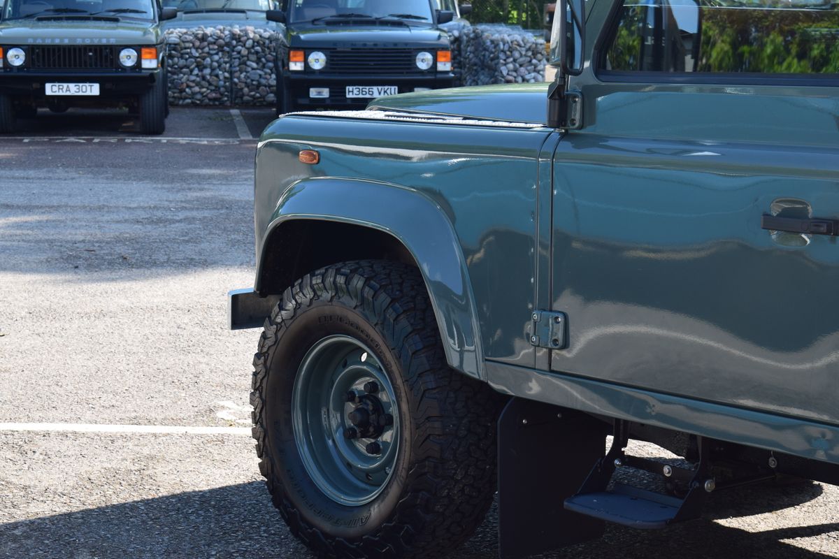 2004 Land Rover Defender 90 Soft Top