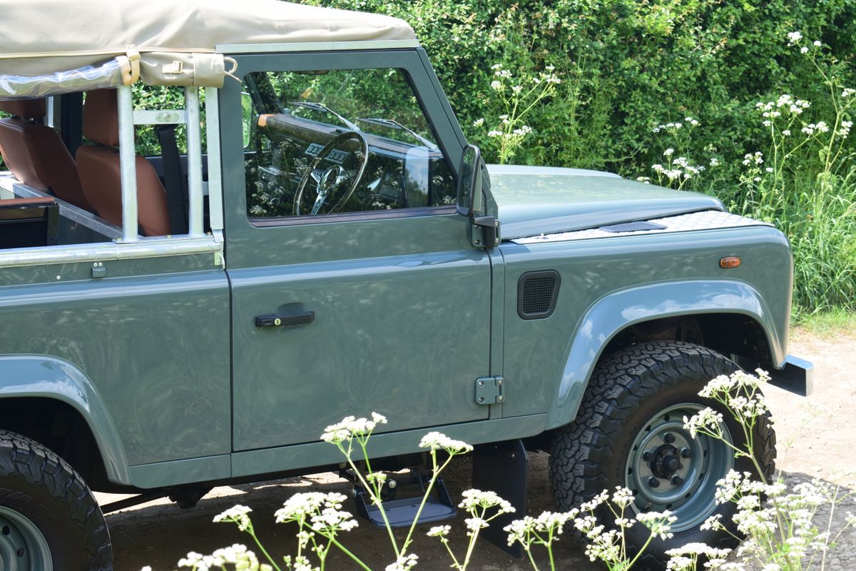 2004 Land Rover Defender 90 Soft Top