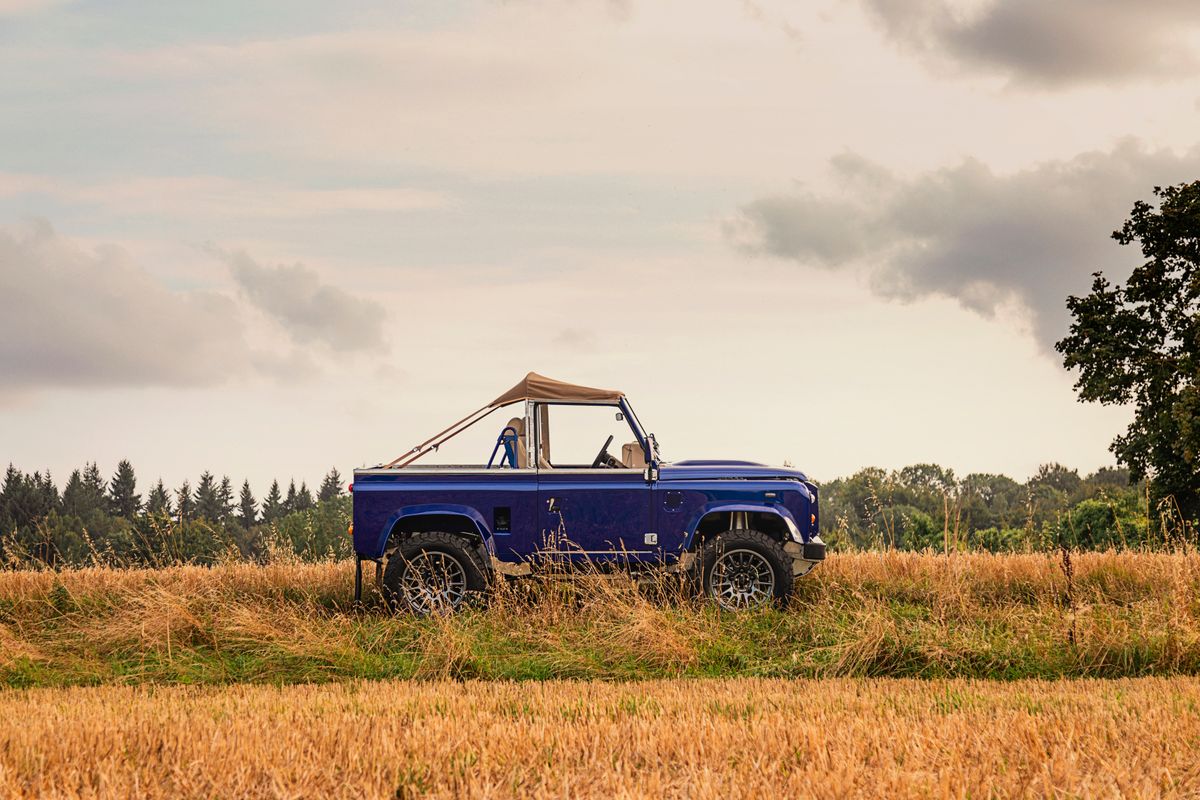 1989 Land Rover Defender 90 Bikini