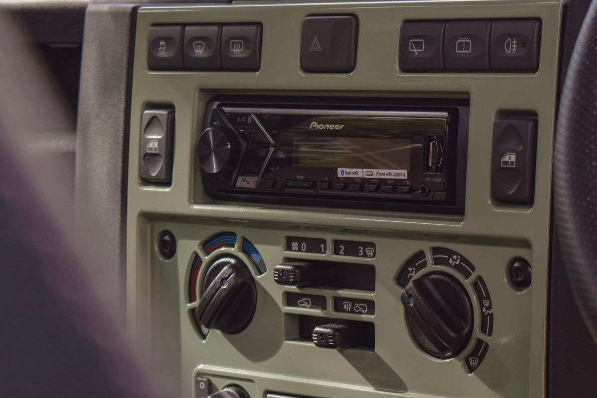 2015 Land Rover Defender Heritage