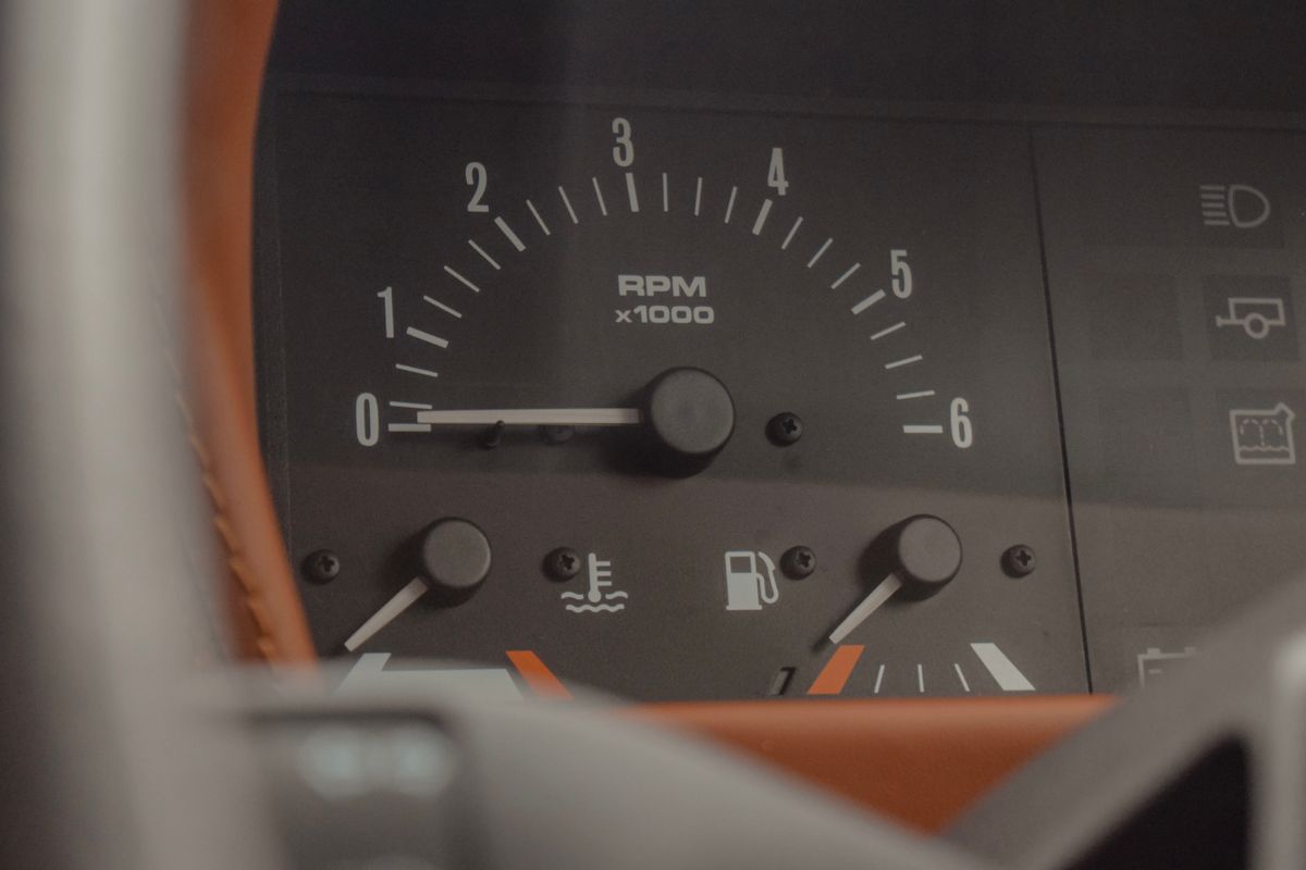 1983 Range Rover Classic, fully restored and ULEZ exempt.