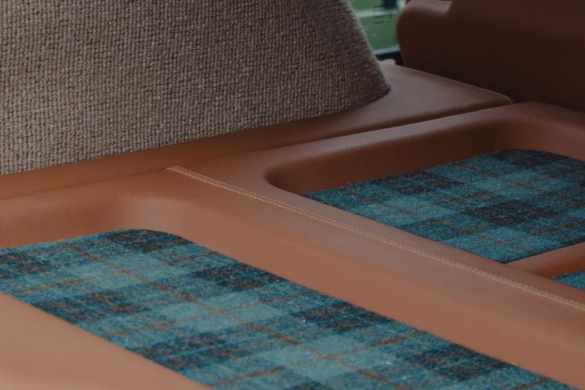 1983 Range Rover Classic, fully restored and ULEZ exempt.